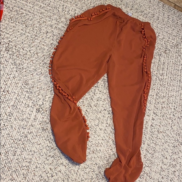 Cover up harem pants with slits - Picture 1 of 3